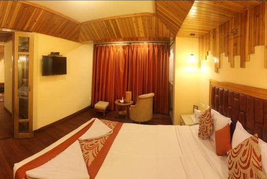 Olive Suite bed view